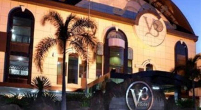 V3 Hotel Surabaya Kültér fotó